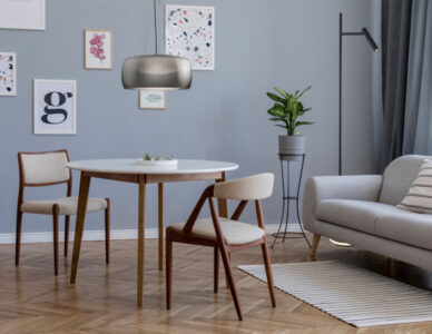 LED rippvalgusti Solen MOD073CL-L16B3K. Maytoni Saksamaa.  Pirni tüüp: LED 13W; Materjalid: klaas, metall. Diameter  – 50 cm; kõrgus:  82 - 170 cm. Valgusvoog: 450 Lm. Värvitemperatuur: 3000 K. Interjöör