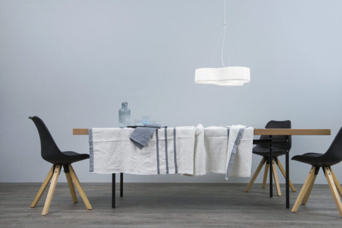 Triple 600 riippu int innolux SAN0621