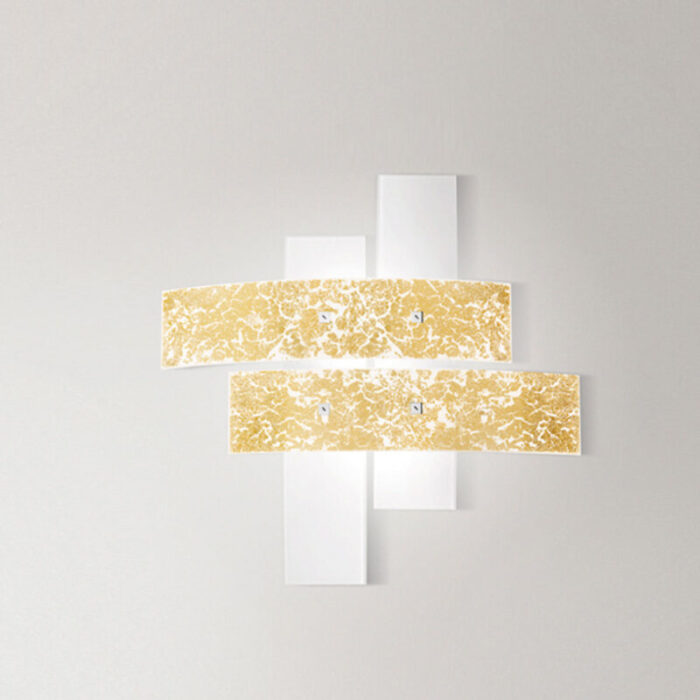 LARA PG oro 1 1300x1300